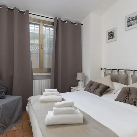 Apartment Take - Vatican *