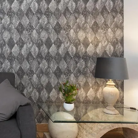 Apartment Take - Vatican